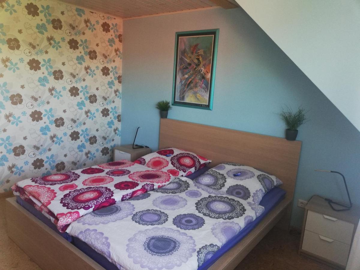 Anna - Neue Ferienwohnung Mit Blick Ins Gruene Ober-Abtsteinach Extérieur photo